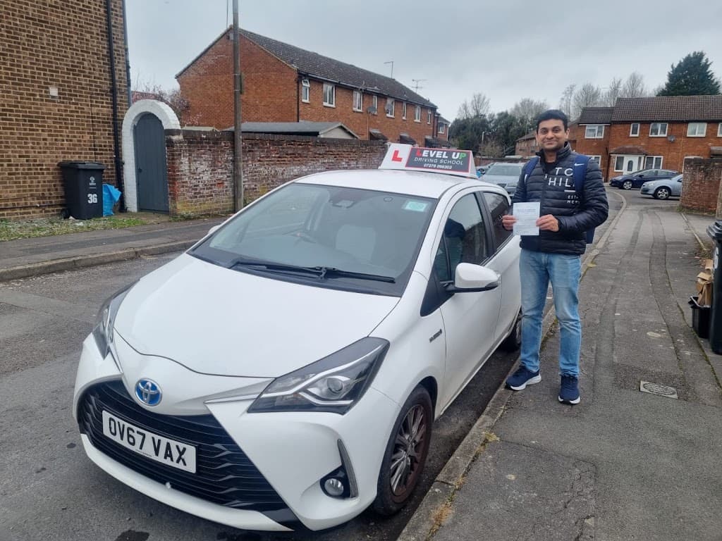 LEVEL UP AUTOMATIC DRIVING SCHOOL