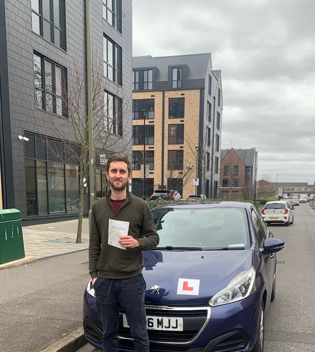 Drive Masters Driving School Oxford | Automatic & Manual Driving Lessons Oxford | Intensive Driving Course 1st time pass