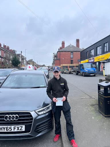 Learn To Drive UK | Driving School In Leeds West Yorkshire — Customer photo